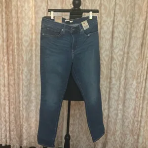 311 SHAPING SKINNY WOMEN'S JEANS SIZE 30
