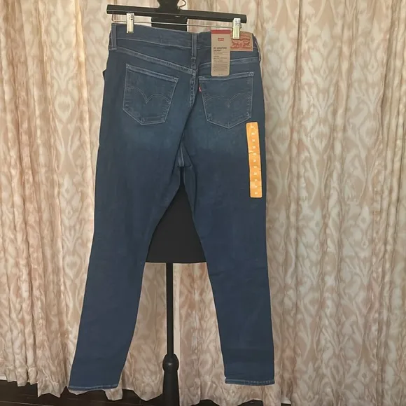 311 SHAPING SKINNY WOMEN'S JEANS SIZE 30