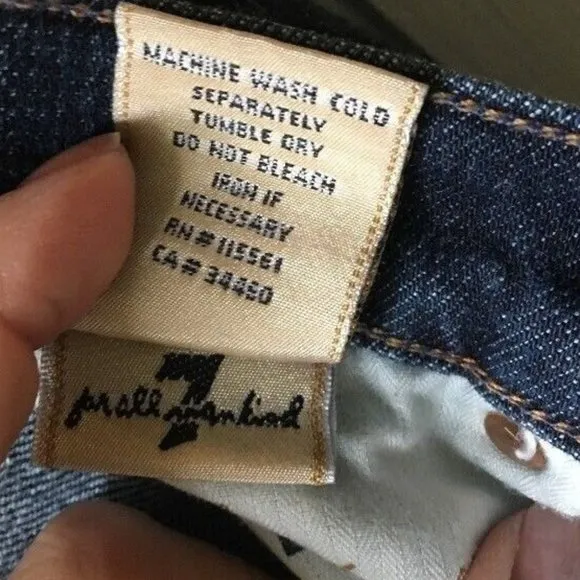 7 For all Mankind Bootcut in Nakita Blue Jeans Womens Size 31 distressed