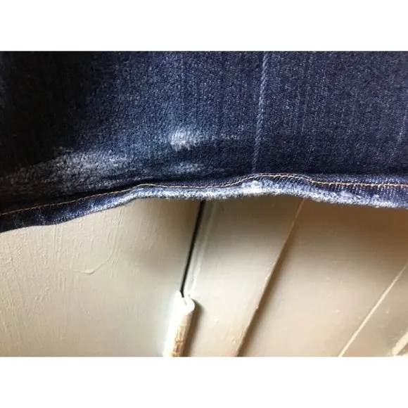 7 For all Mankind Bootcut in Nakita Blue Jeans Womens Size 31 distressed