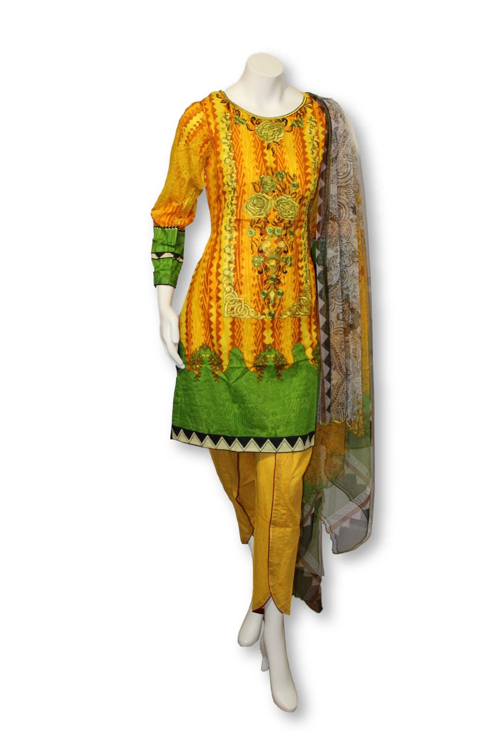 A28 Pakistani Indian Fine Design 3 Pcs Embroidered  Lawn Suit