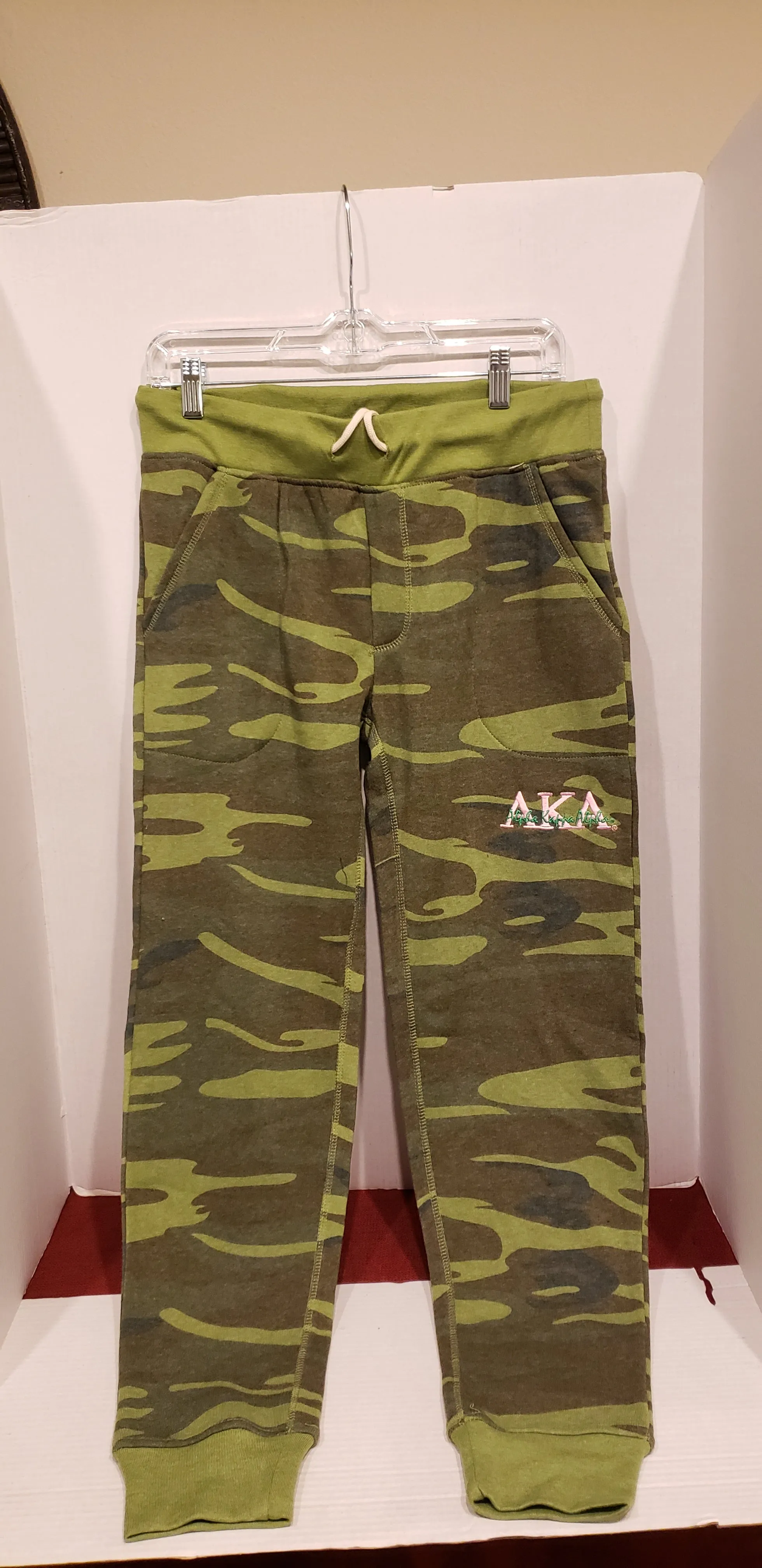 Alpha Kappa Alpha CAMO JOGGERS(Script)