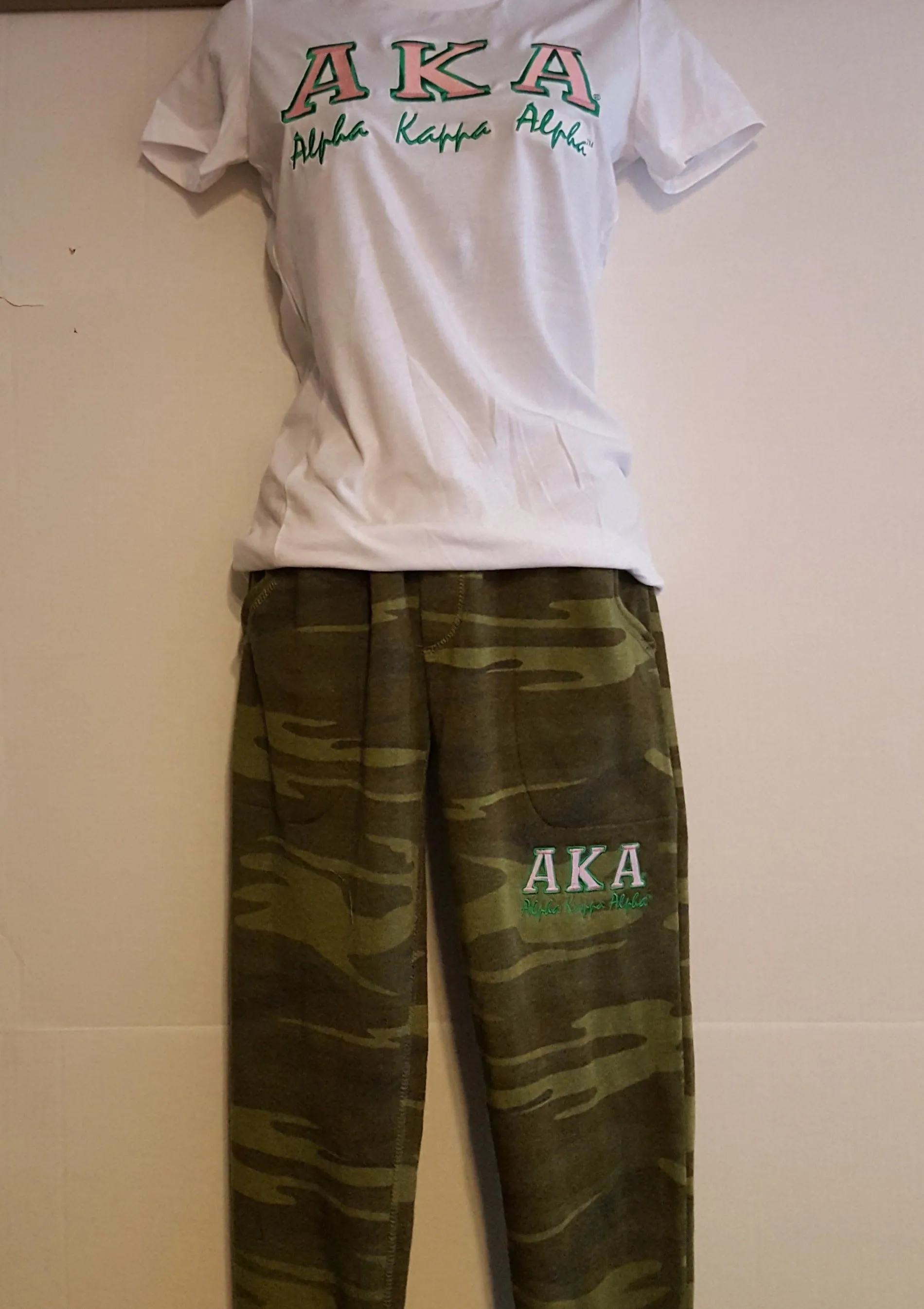 Alpha Kappa Alpha  CAMO JOGGERS(Script)
