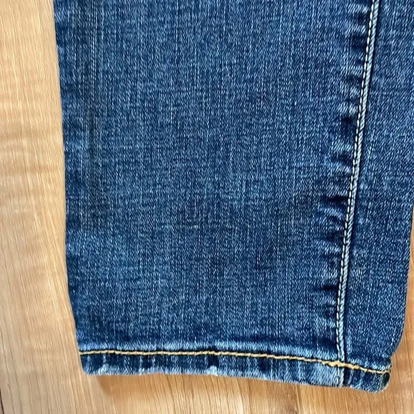 American eagle stretch skinny jeans women’s size 2 regular