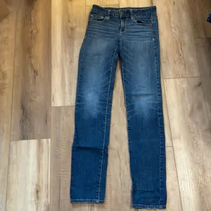 American eagle stretch skinny jeans women’s size 2 regular