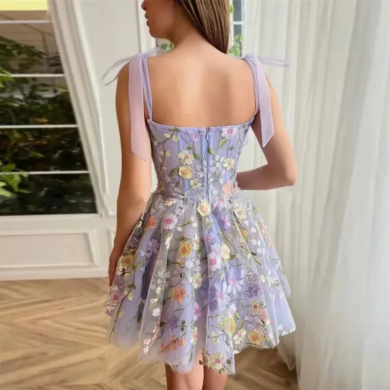 Amira® | Cocktail Dress With Floral Appliqu��s