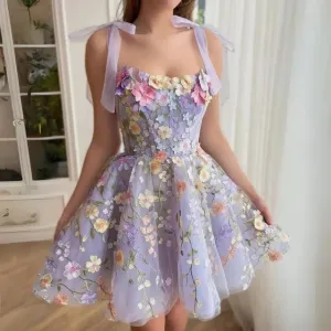 Amira® | Cocktail Dress With Floral Appliqu��s