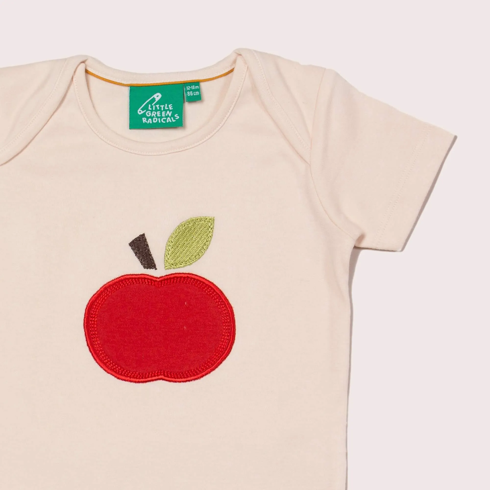 An Apple A Day Applique Short Sleeve T-Shirt
