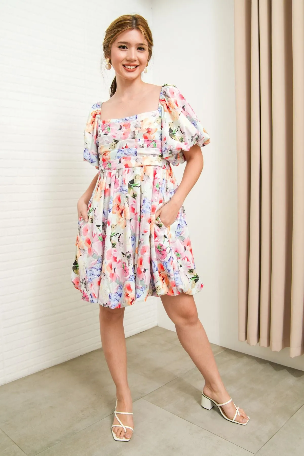 ANYA Pleated Puff-Sleeve Floral Dress (Garden)