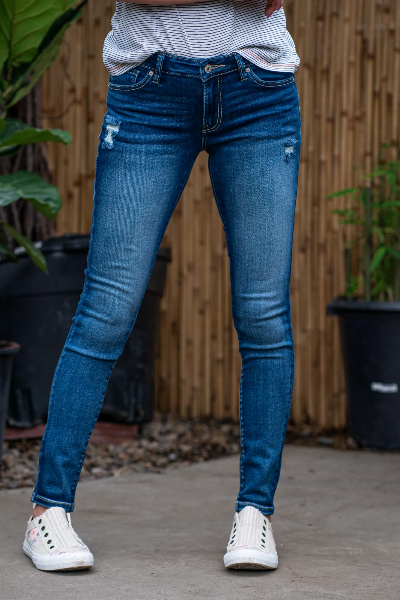 Ariel Mid Rise Skinny