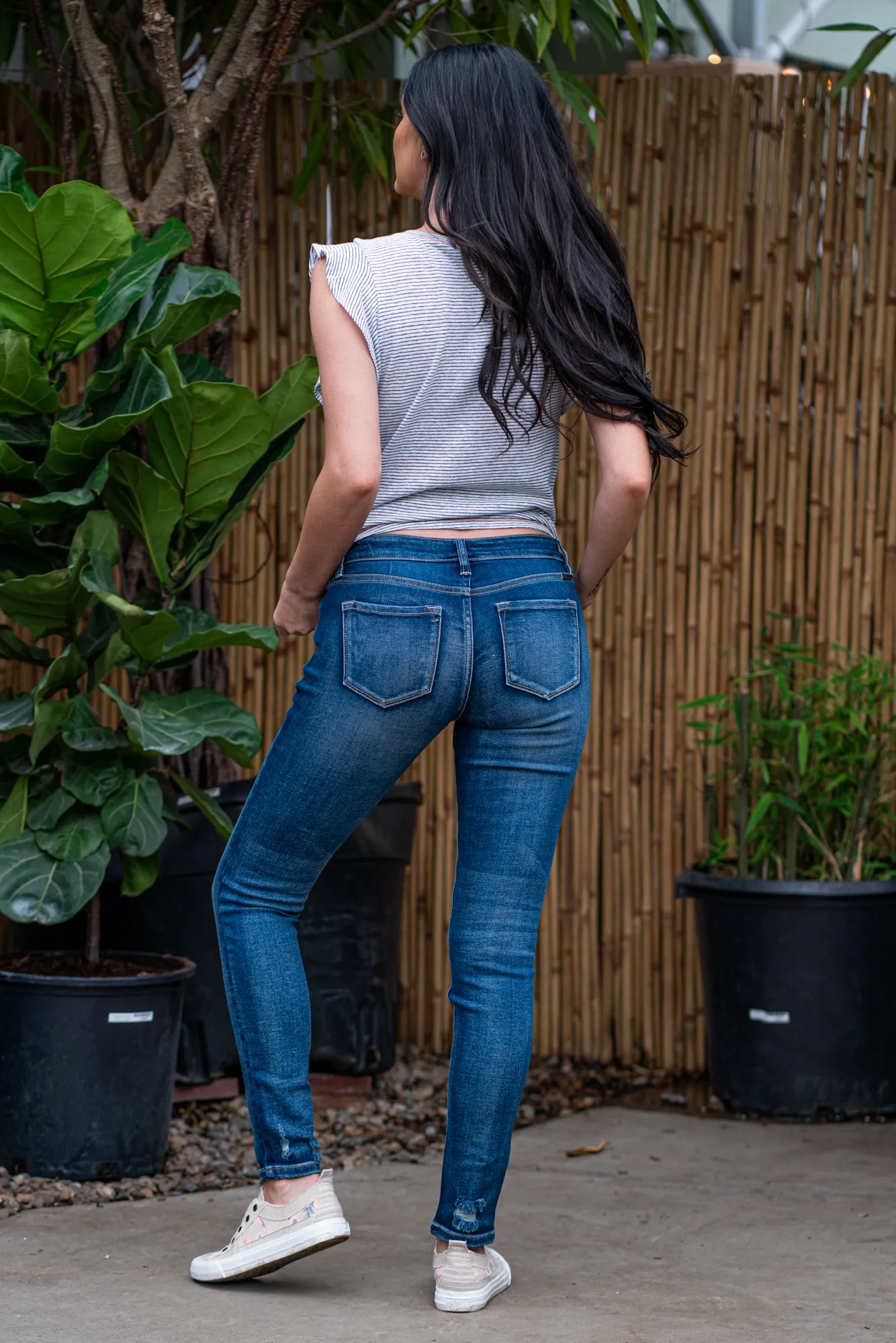 Ariel Mid Rise Skinny