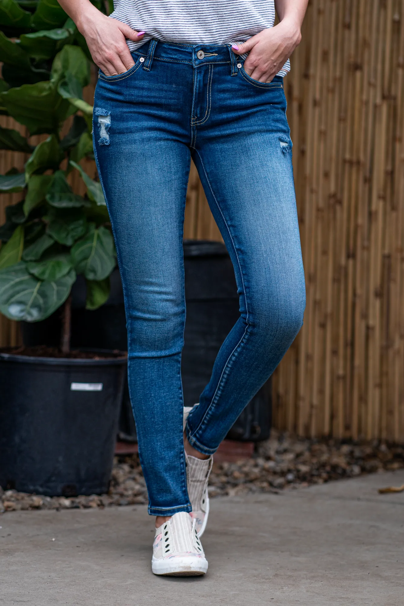 Ariel Mid Rise Skinny