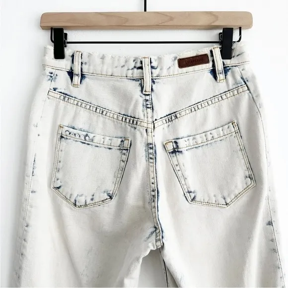 Blank NYC Women's High Waisted Front Pleat Acid Wash Distressed Jeans Size 25
