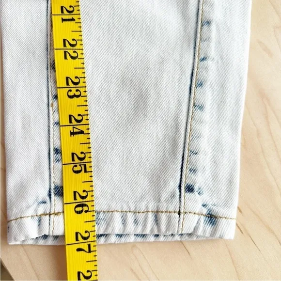 Blank NYC Women's High Waisted Front Pleat Acid Wash Distressed Jeans Size 25