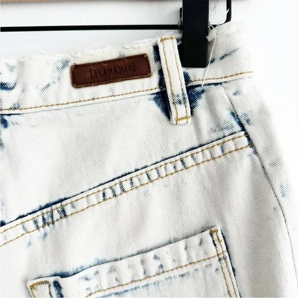 Blank NYC Women's High Waisted Front Pleat Acid Wash Distressed Jeans Size 25