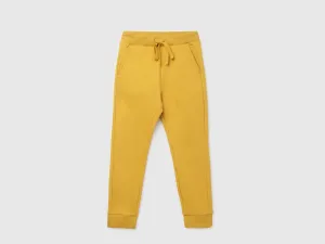 Boy's Solid Regular Fit Joggers with Drawstring Closure