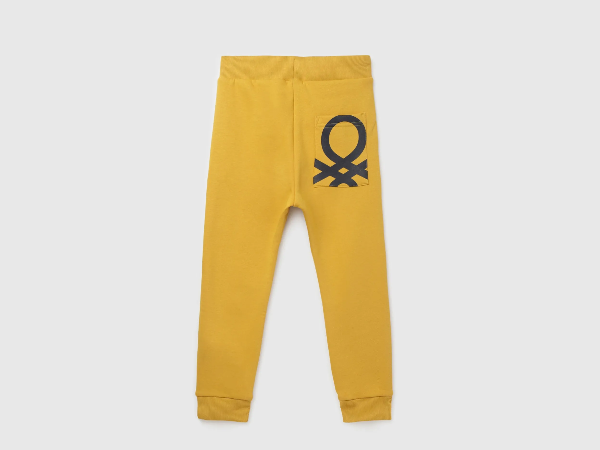 Boy's Solid Regular Fit Joggers with Drawstring Closure