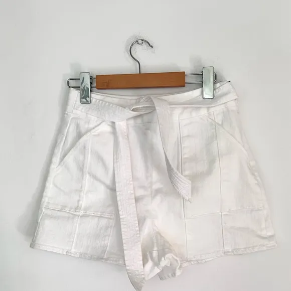 Cinq A Sept Women's White Rayla-Flounce ShortsSize 4 jeans belted high waisted