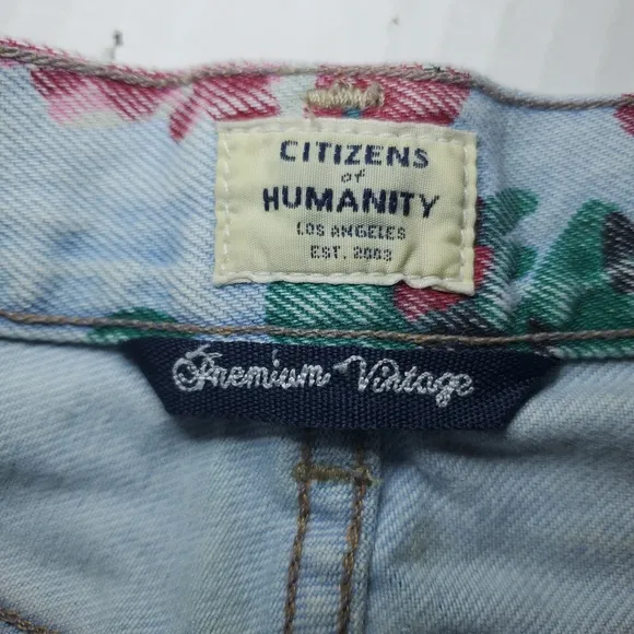 CITIZENS OF HUMANITY Kristen High Rise Shorts denim  FLORAL Sz 26
