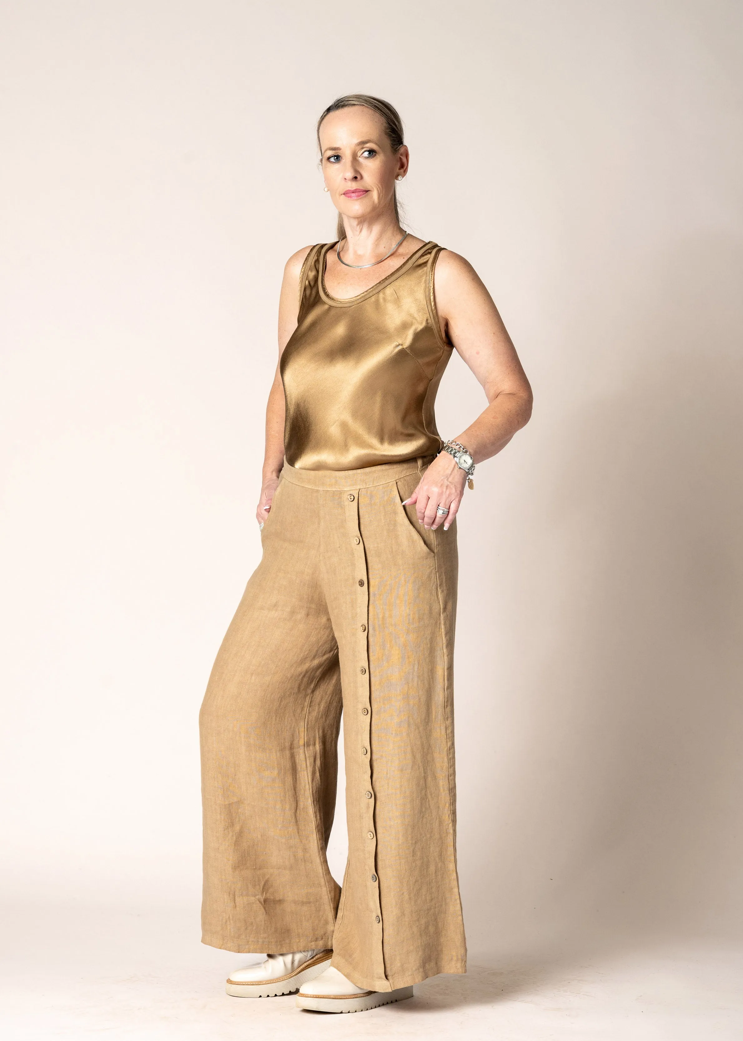 Clair Linen Pants in Desert