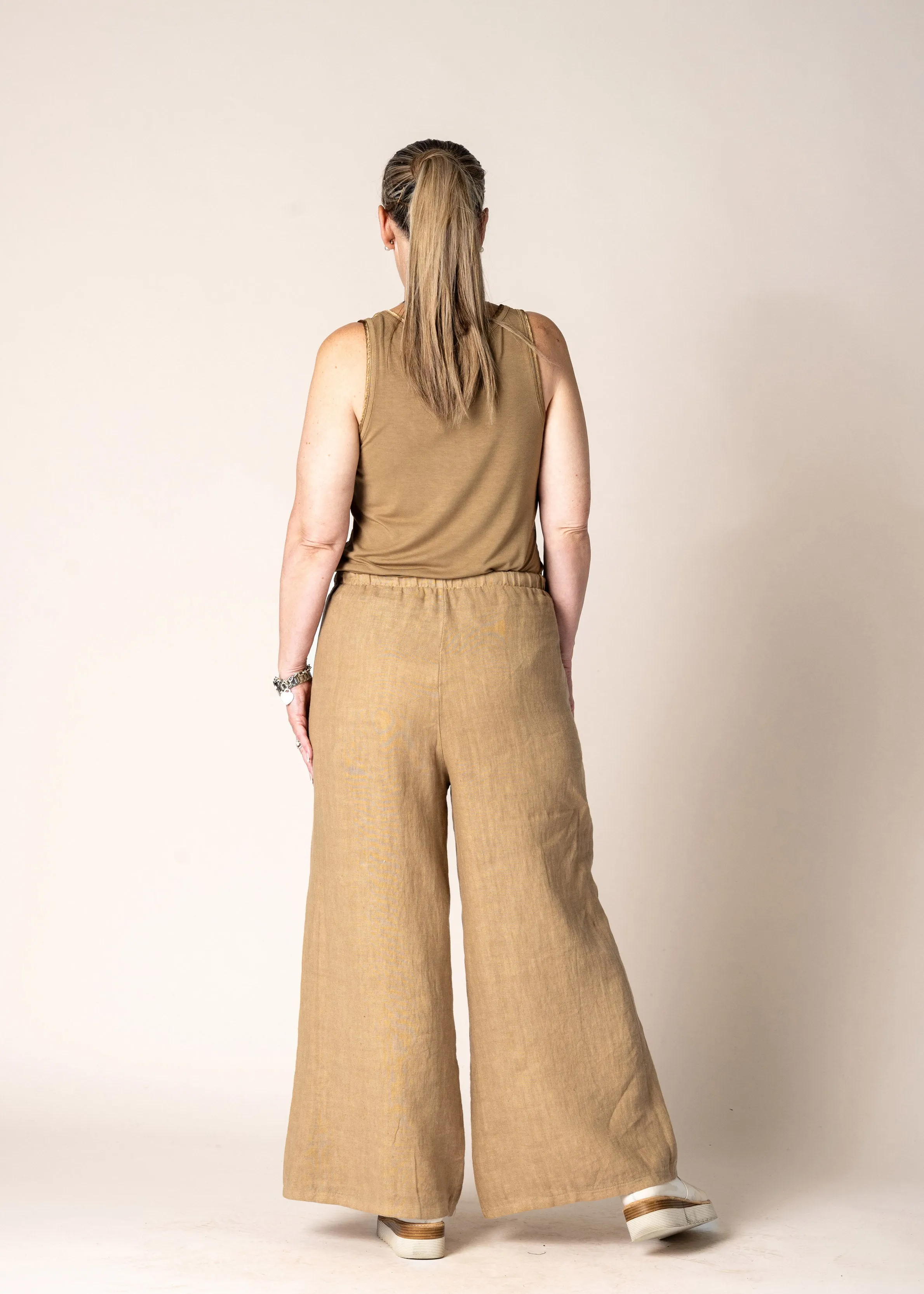 Clair Linen Pants in Desert