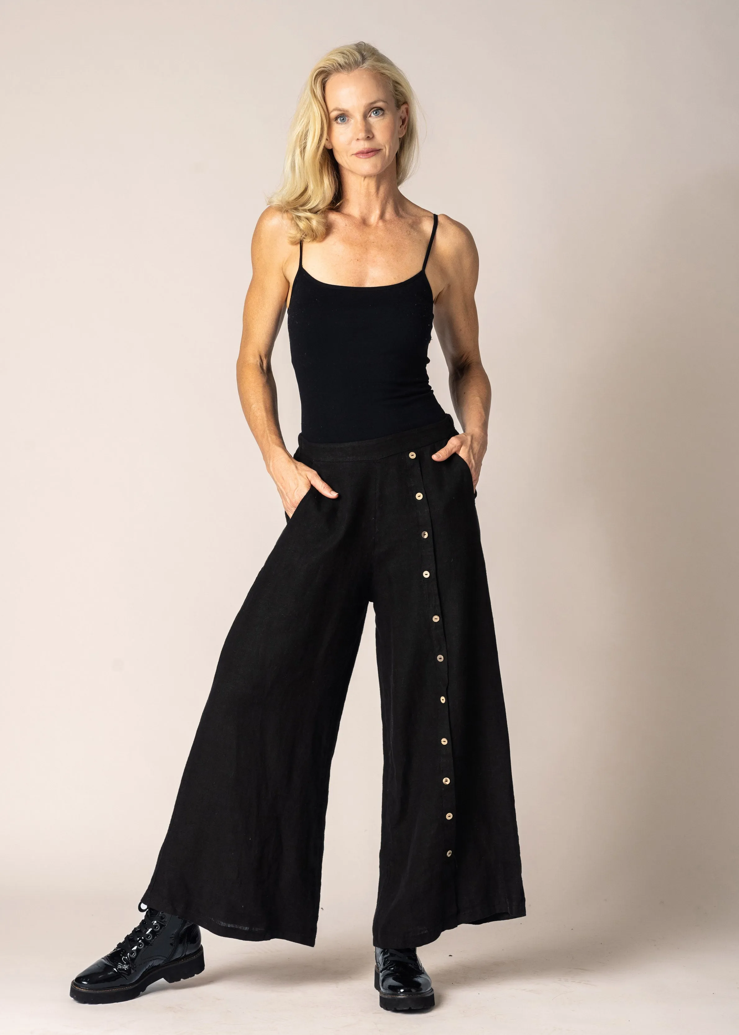Clair Linen Pants in Onyx