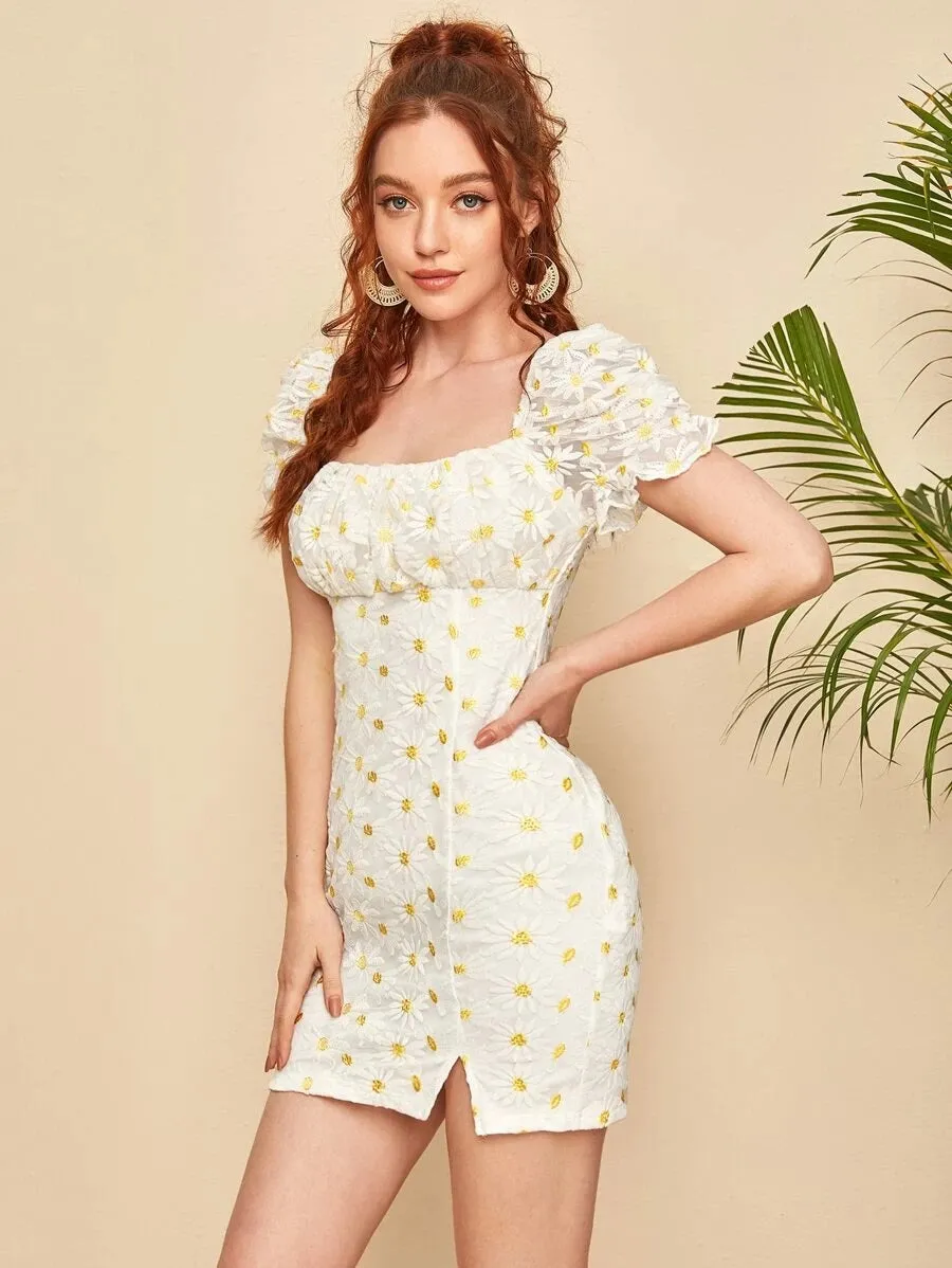CM-DS505035 Women Casual Seoul Style Puff Sleeve Split Hem Daisy Embroidered Mesh Overlay Dress