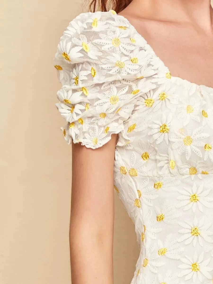 CM-DS505035 Women Casual Seoul Style Puff Sleeve Split Hem Daisy Embroidered Mesh Overlay Dress