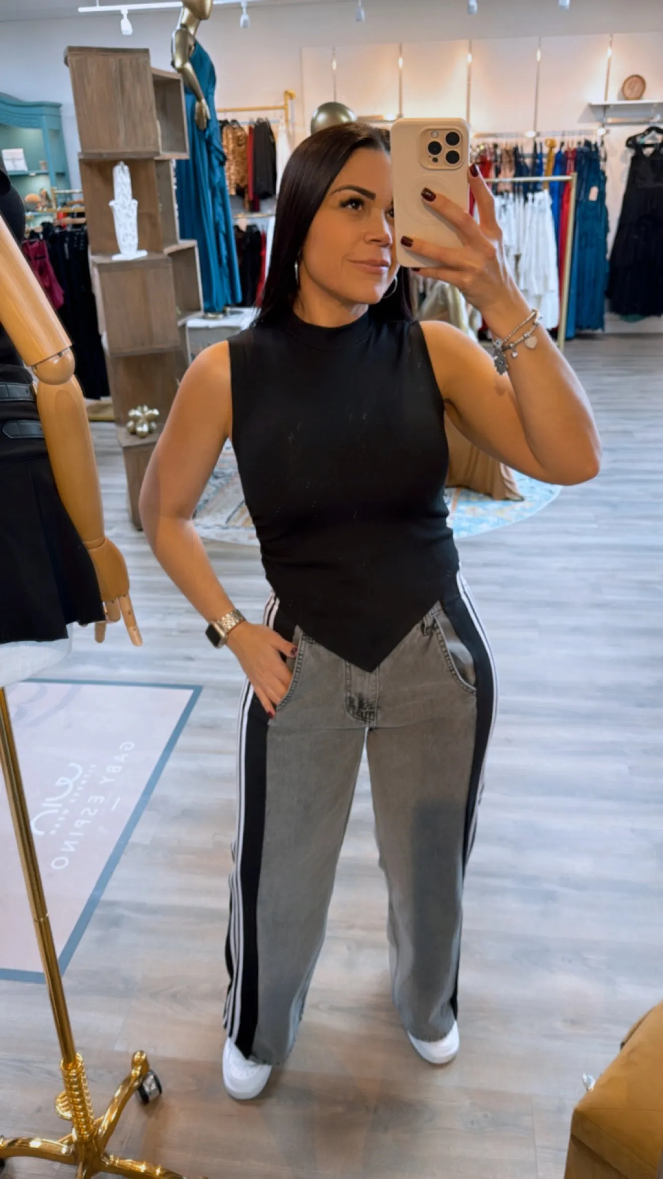 DANA RISE JEANS