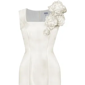 Dolce Gown with 3D Flowers on the Shoulder