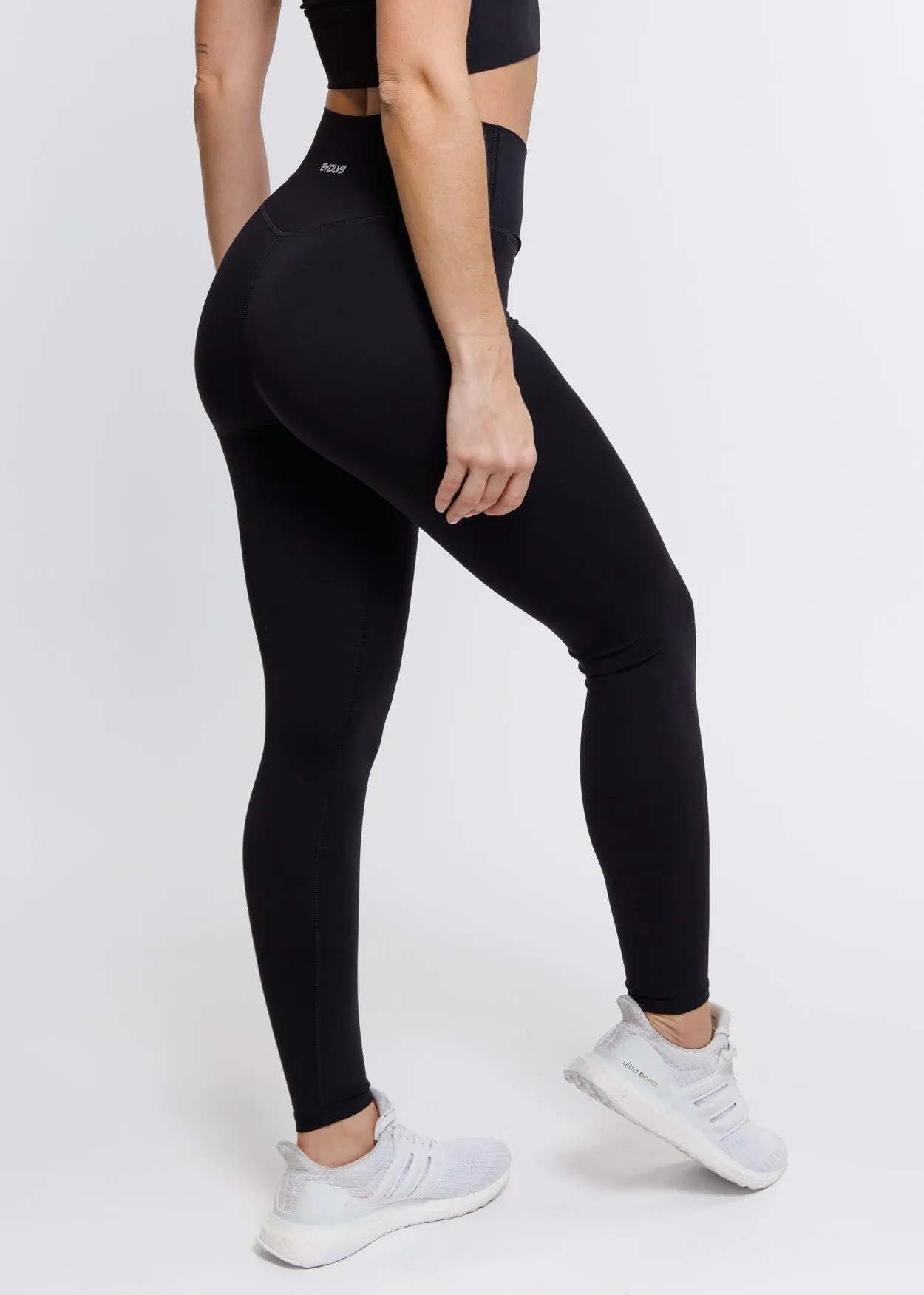 Elevate Cross Leggings - Black