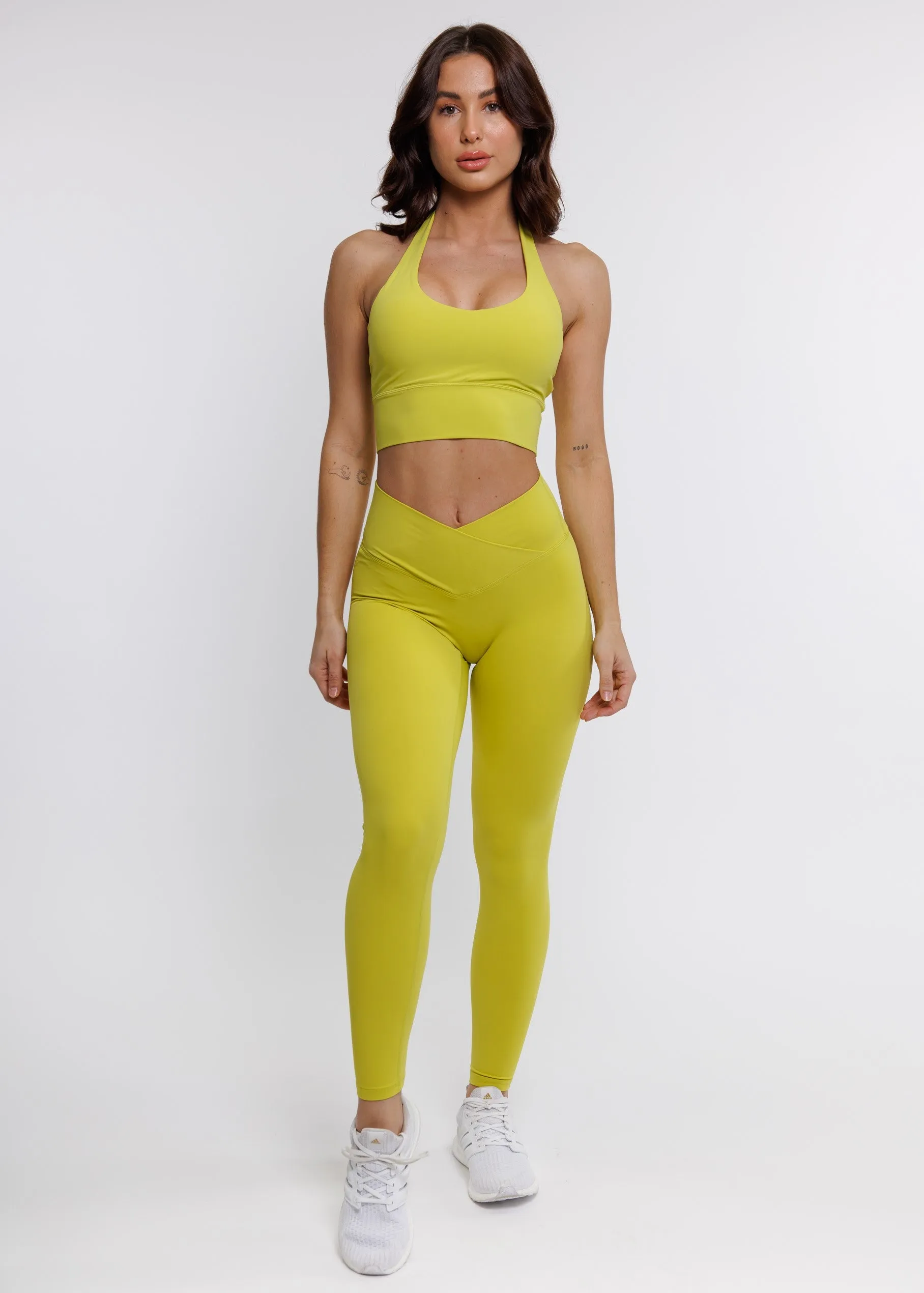 Elevate Cross Leggings - Charteuse