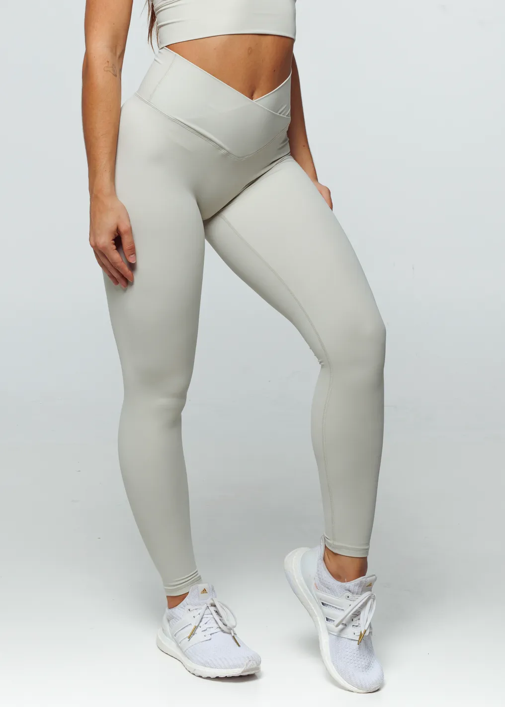 Elevate Cross Leggings - Stone