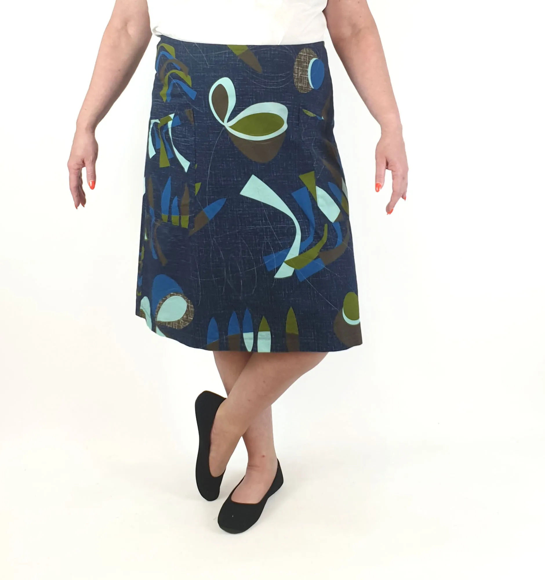 Essaye by Surface Art navy-based unique print A-line skirt size XXL (made in Australia)