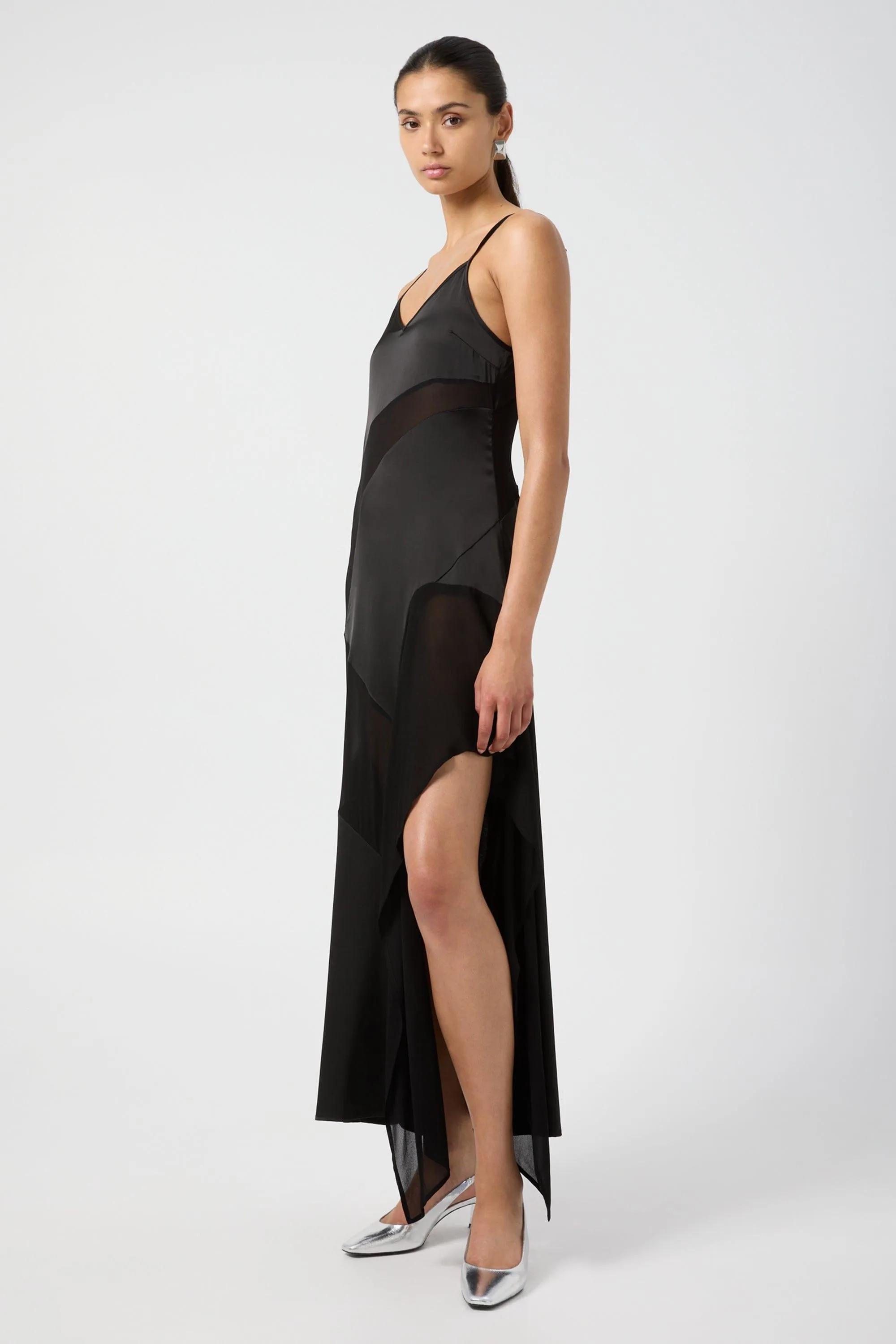 ESSENCE PANELLED MAXI DRESS | BLACK