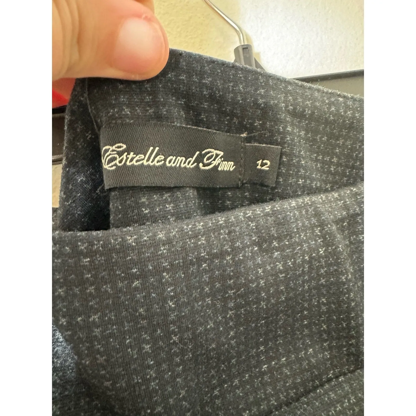 Estelle & Finn Navy Pull On Ankle Dress Pants Sz 12