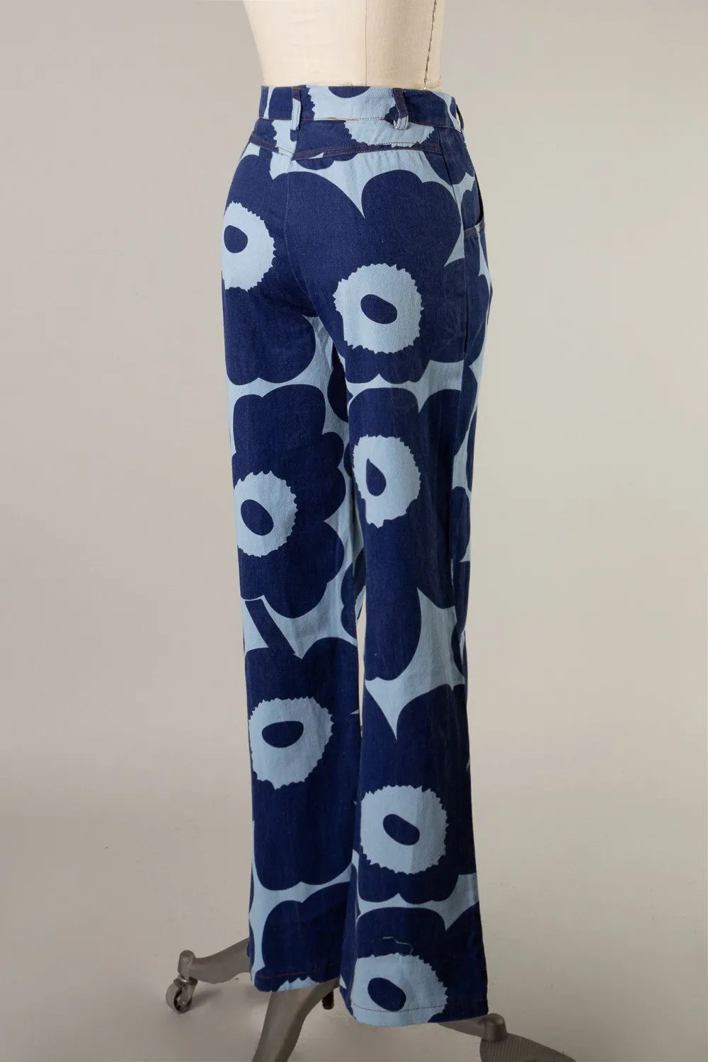 FS695-1 High waisted printed straight leg jeans 6PK UNIT PRICE: $26