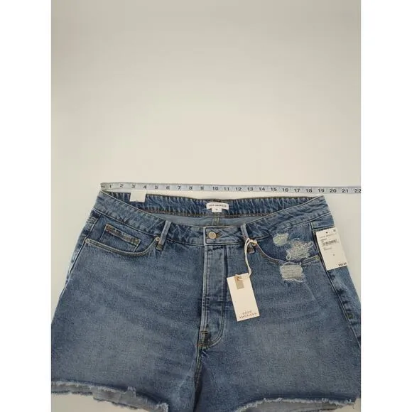 Good American Bombshell Shorts 18