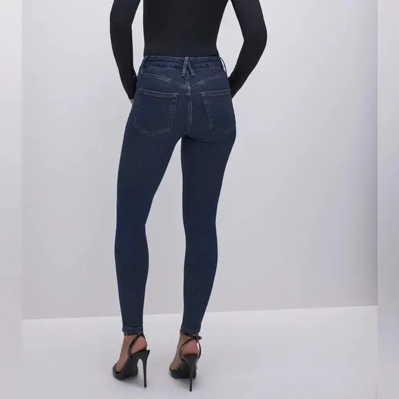 Good American Good Legs Skinny Jeans V Seam