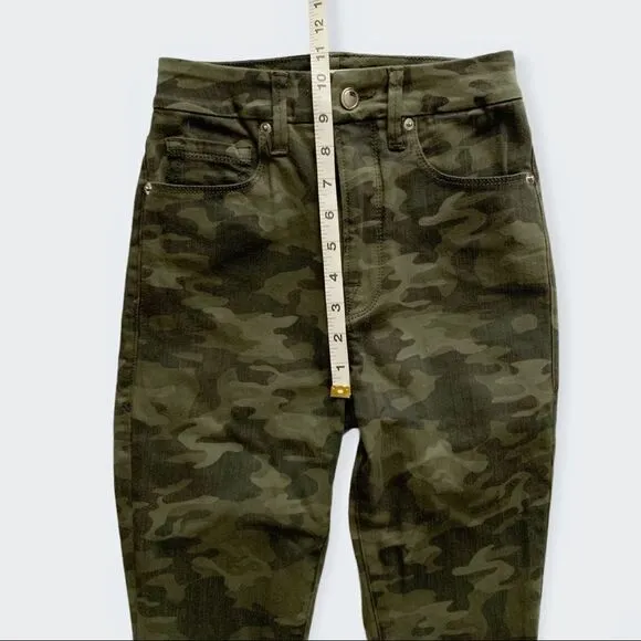 GOOD AMERICAN Good Waist Skinny Jeans!