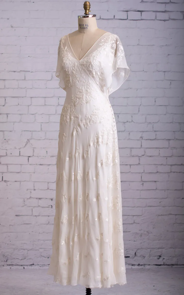Graceful V-neck V-back Side Button Decorated Dress With Butterfly Sleeves-704162
