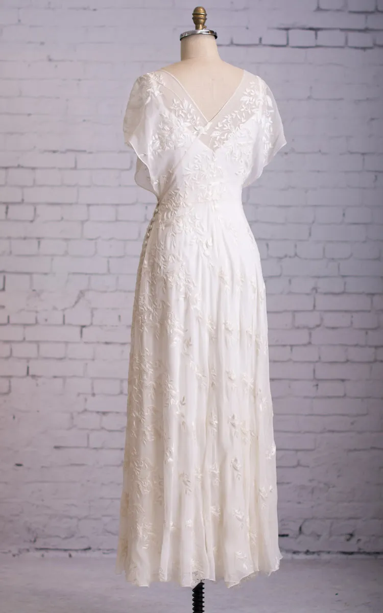 Graceful V-neck V-back Side Button Decorated Dress With Butterfly Sleeves-704162