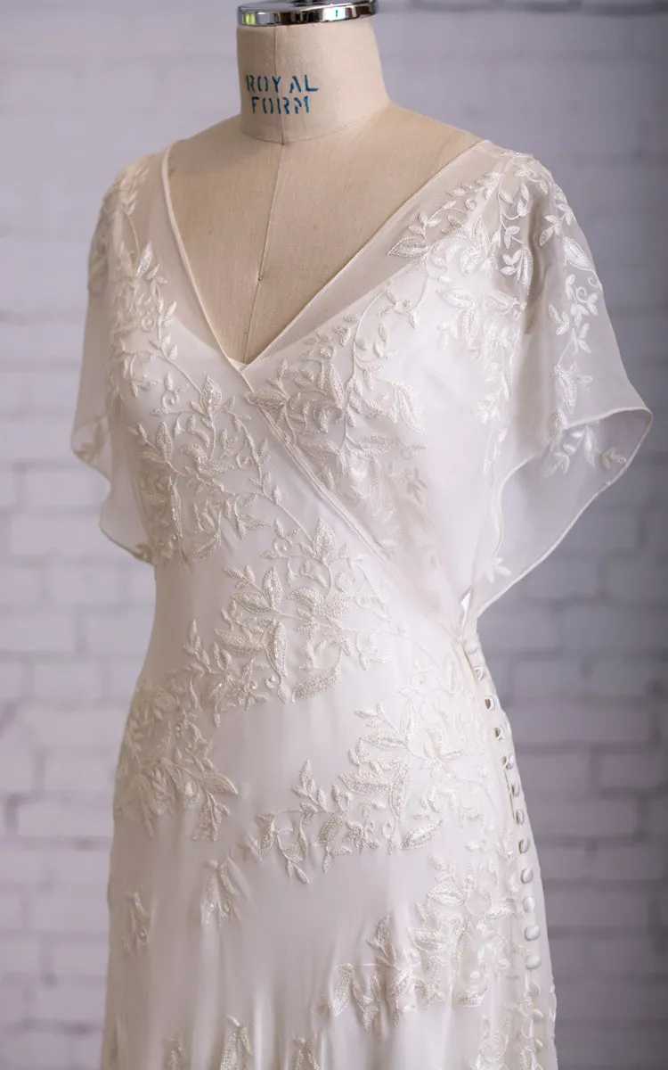 Graceful V-neck V-back Side Button Decorated Dress With Butterfly Sleeves-704162