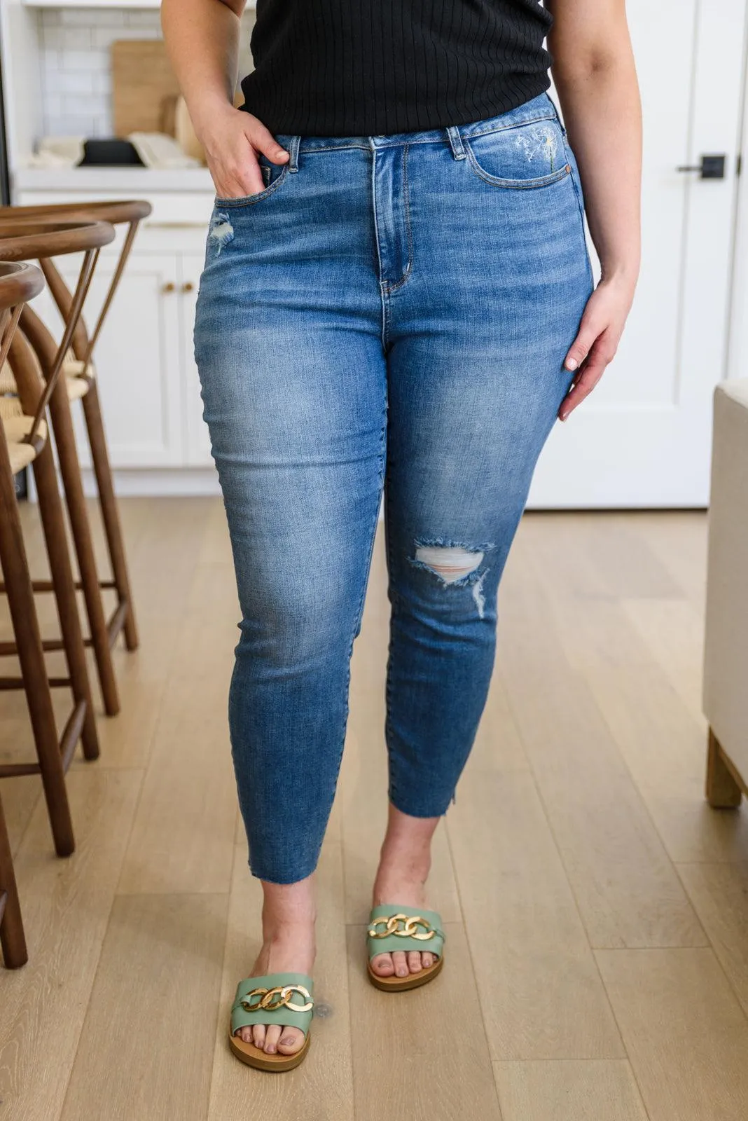 Hazel Blues® | Hi-waisted Dandelion Embroidery Skinny