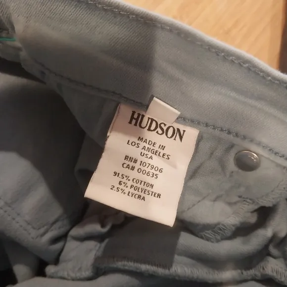 Hudson Nico Super Skinny Midrise Jeans / Size 25 / Color SBAY / Robins Egg Blue