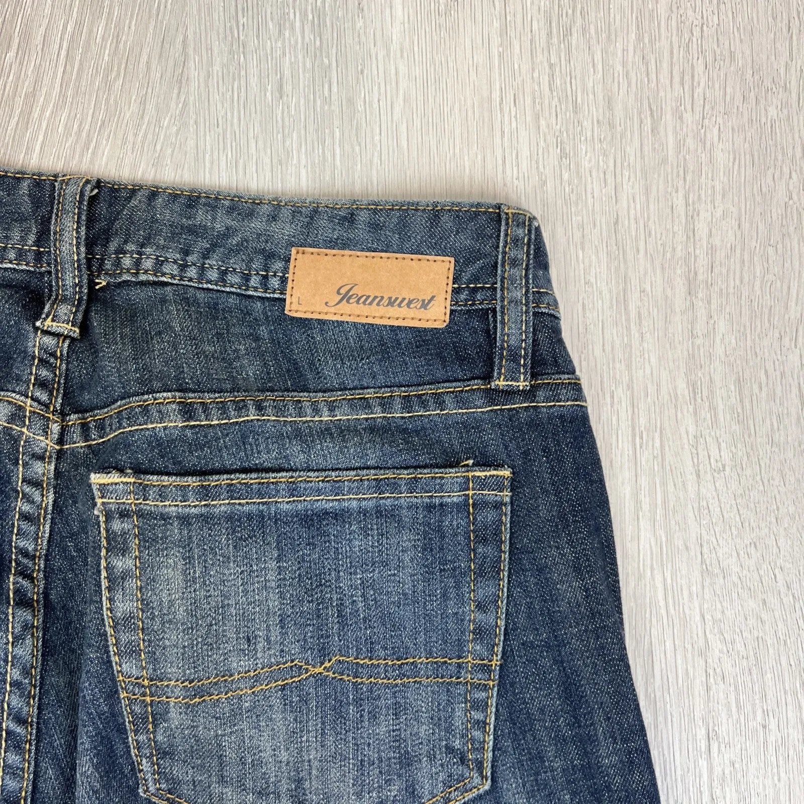 Jeanswest Womens  Curve Embracer Bootcut Denim Jeans Size 7