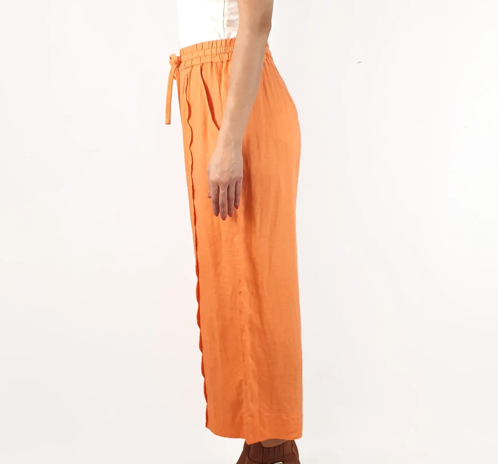 Jericho Road peachy orange wide leg pants with fun scalloping detail size 10