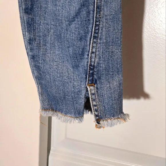 Kancan Distressed Estilo Jeans Size 28