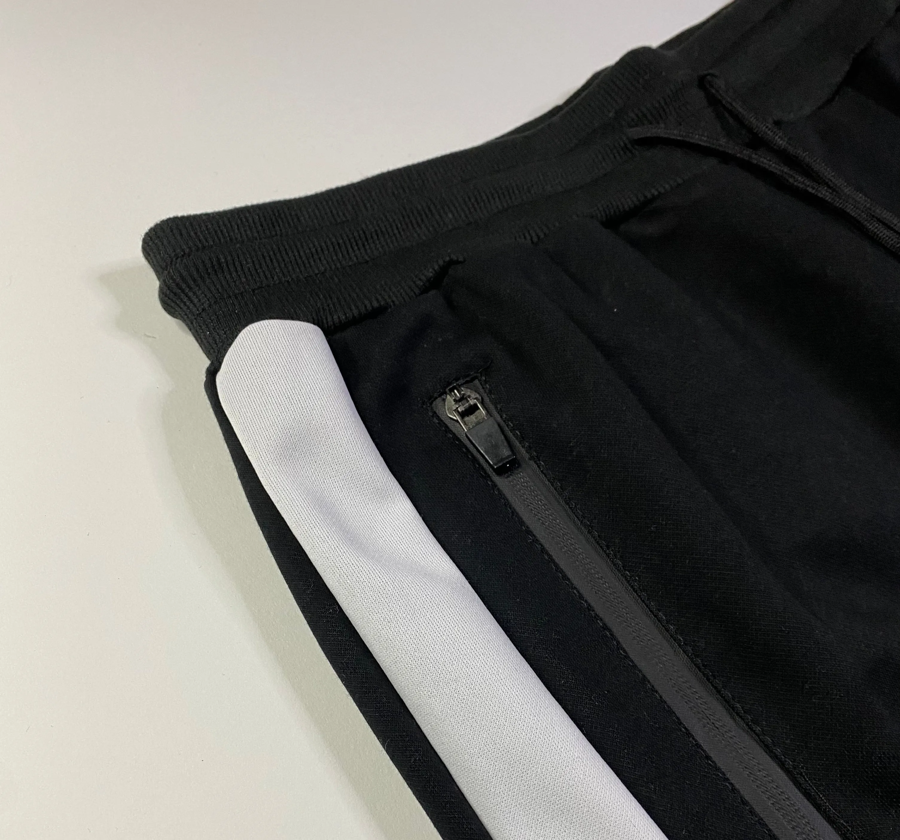 Legacy Joggers - Black