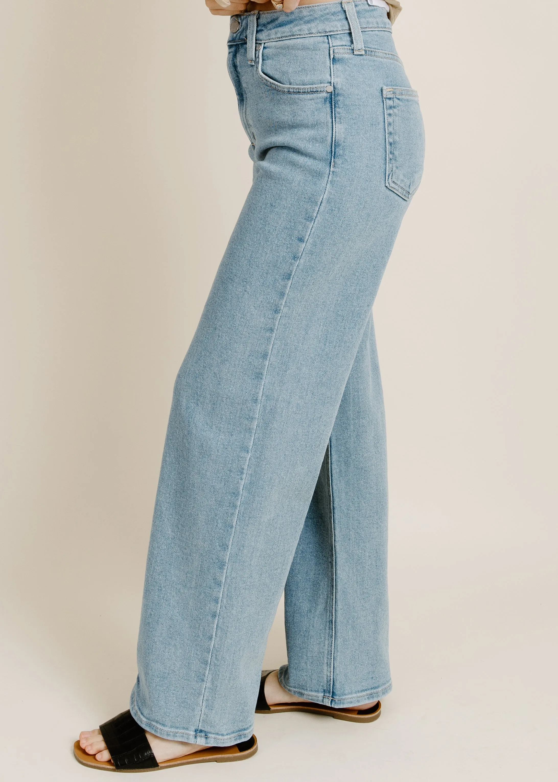 Lena Straight Jean